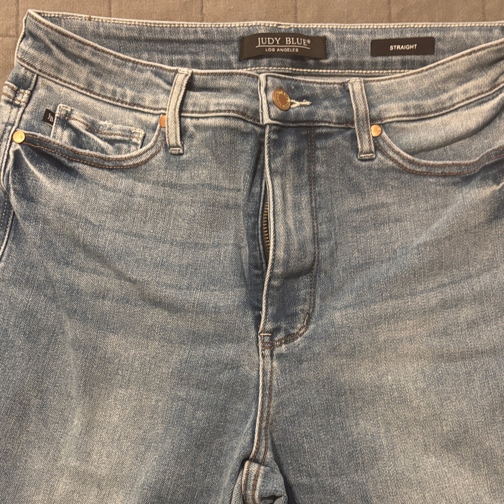 Judy Blue Women's Classic Light Blue Straight Leg Jeans
